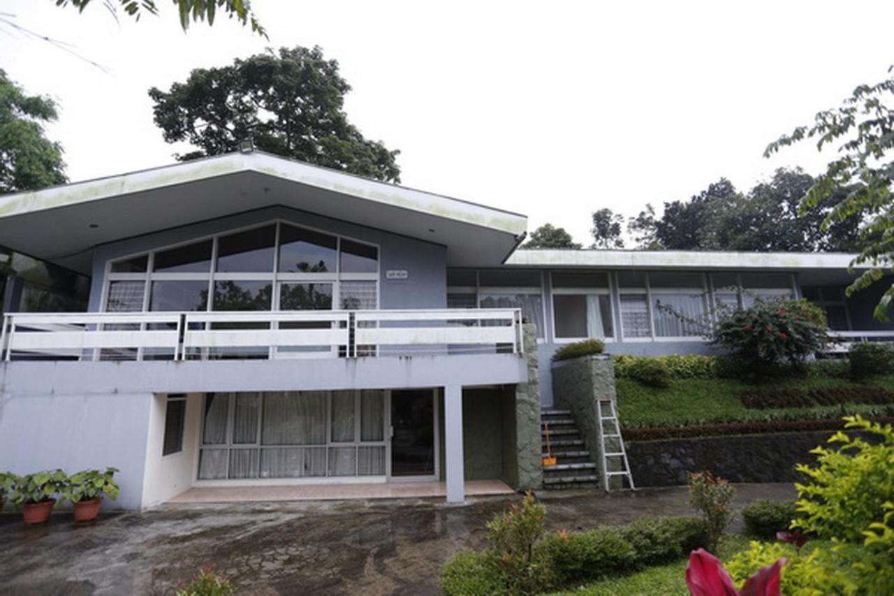 Villa Alam Indah By Anrha Богор Экстерьер фото